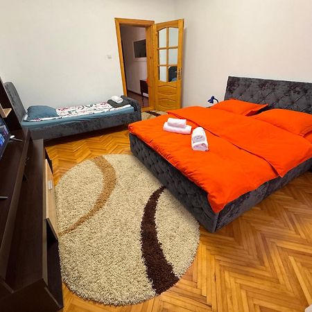Linen Tree Apartment Беїле-Херкулане Екстер'єр фото